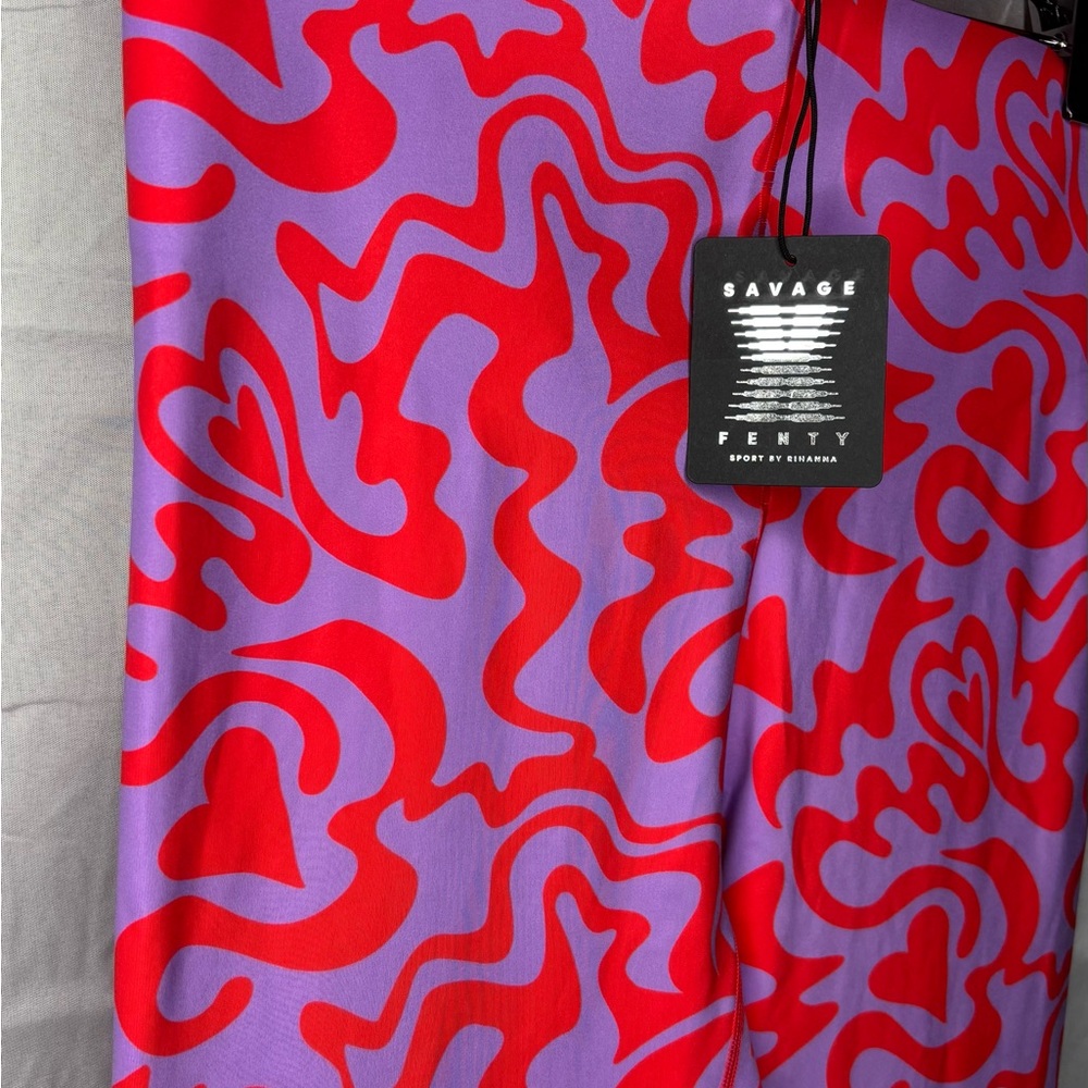 Savage X Fenty Red and Purple Heart Activewear Set valentines drop size 18/20 - Picture 4 of 11